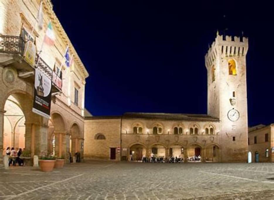 Scrigno Del Borgo-Intero Alloggio Montelupone Екстер'єр фото